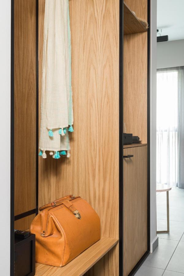 11 Enteka Acropolis Suites Athens Ngoại thất bức ảnh